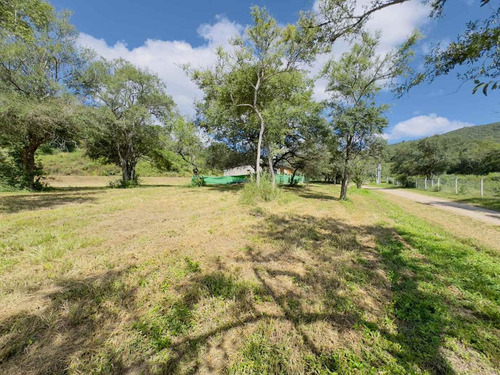 Terreno En Venta Club De Campo Las Cañadas 1264 M2