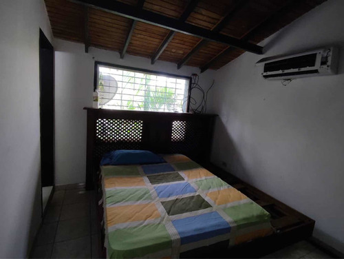 Imagen 2 de 18 de Th En Alquiler En La Morita I. 04128900222