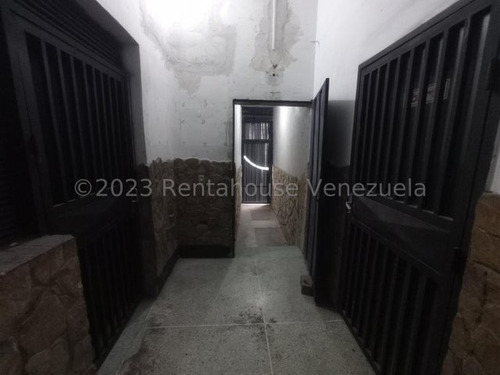 Imagen 9 de 30 de Local En Alquiler Centro De Barquisimeto. Tu Asesor De Confianza Kenlimar Nieto. Contactame *0424 5/2/2/3/7/9/7* Código Flex 23-24114