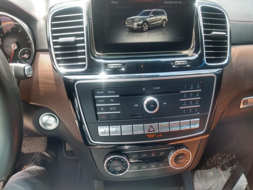 Imagen 10 de 12 de Mercedes Benz Gls 500 2018