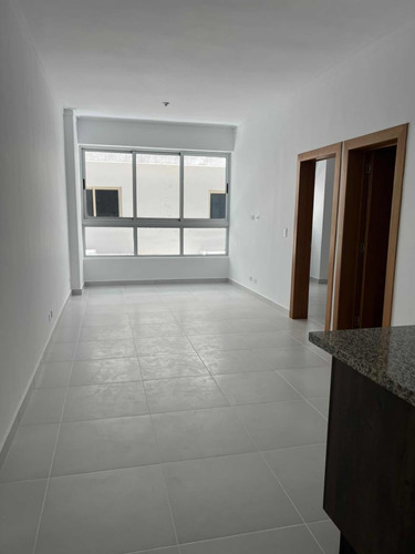 Vendo Condominio En Evaristo Morales 2do Piso