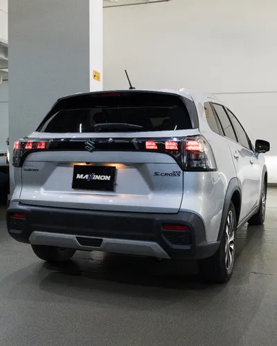 Suzuki New S-cross Glx