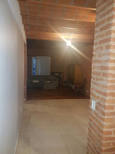 Imagen 5 de 30 de Importante Chalet En Venta En El Centro De Lanús Ideal Para Inversionista