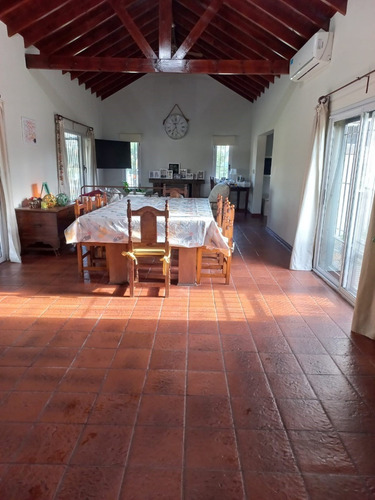 Imagen 6 de 30 de Hermosa Casa Con Pileta En Barrio Cerrado Los Fresnos Uribelarrea