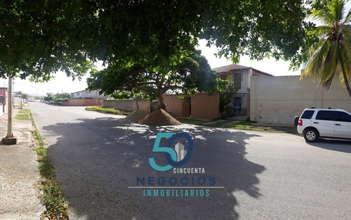 Imagen 3 de 9 de Acogedor Apartamento Ubicado En La Urbanización Jorge Coll. En Alquiler