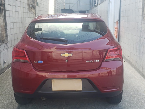 Imagem 2 de 15 de Onix Hatch Ltz 1.4 8v Flexpower 5p Mec.