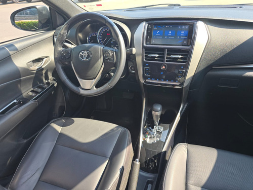 Toyota Yaris 1.5 16V FLEX SEDAN XLS CONNECT MULTIDRIVE