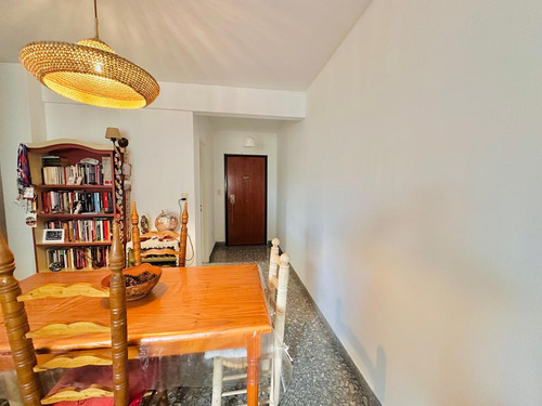 Departamento En Avenida Juan Bautista Alberdi 200
