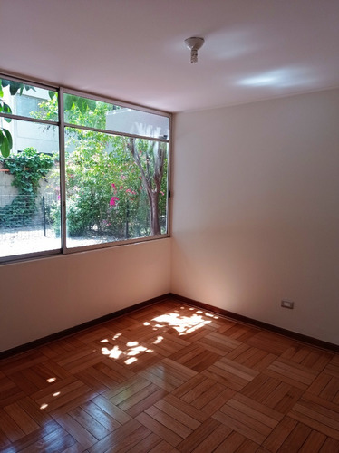 Imagen 1 de 13 de Departamento Recién Remodelado!