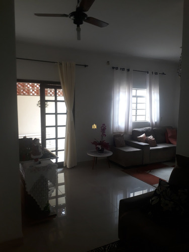 Imagem 23 de 30 de Casa No Centro De Esmeraldas - Ca00357 - 70444989
