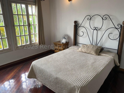Ss: Vende Casa 25-4103 En La Lagunita Country Club De 709 M2, 5h/7b/20pe