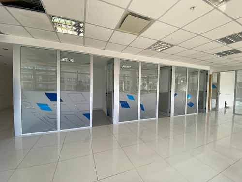 Imagen 1 de 12 de Oficina 275 M², Macacha Guemes 300, Madero Center
