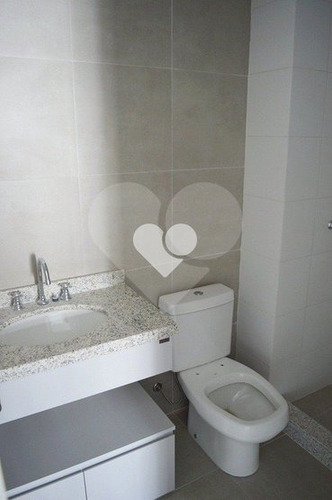 Apartamento 2 Dormitórios, 1 Suíte E Vaga Coberta. - 28-im437989