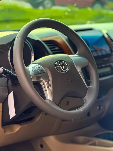 Toyota Fortuner 3.0 Sr5