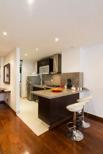 Apartamento En Arriendo En Chicó Navarra. Cod A19935