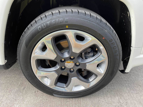 Imagen 10 de 15 de Jeep Compass 2018 2.4 Limited 4x2 At