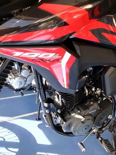 Imagen 3 de 9 de Honda Tornado