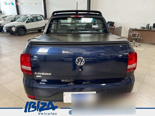 Imagem 4 de 16 de Volkswagen Saveiro Highline 1.6 T. Flex 8v Cd Flex 2017