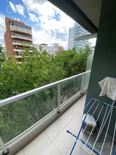 Venta, Departamento 1 Ambiente En Zona La Perla . Apto Credito Bancario