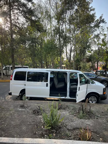 Chevrolet Express 6.0ls C 15 Pas At