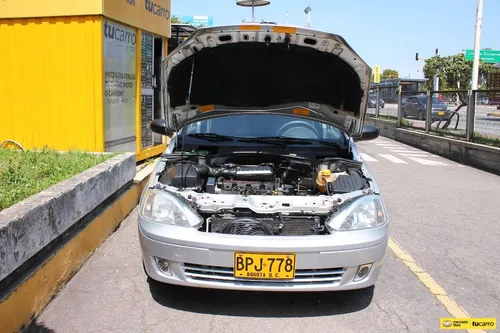 Chevrolet Corsa 1.8 Gls Evolution Mt