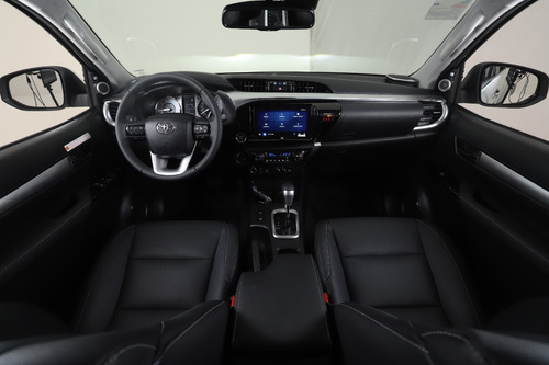 Toyota Hilux 2.8 Cd Srx 177cv 4x4 At