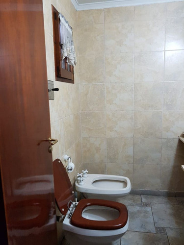 Casa En Venta En Parque Avellaneda
