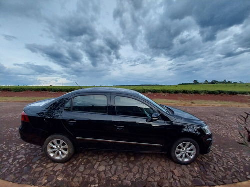 Volkswagen Voyage 1.6 Highline 101cv