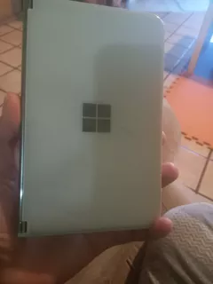 Surface Dúo 2