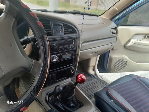 4x4 Todo Terreno Con Su Buena Doble Es Manual De Cambio Econ