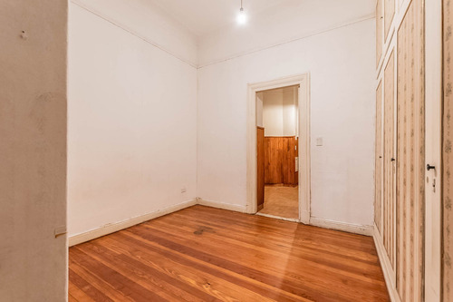 Venta Departamento 2 Ambientes Y 1/2 Balvanera Apto Credito