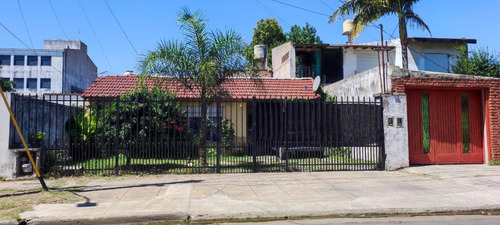 Venta O Permuta Casa En Morón Por Propiedad De Mayor Valor 