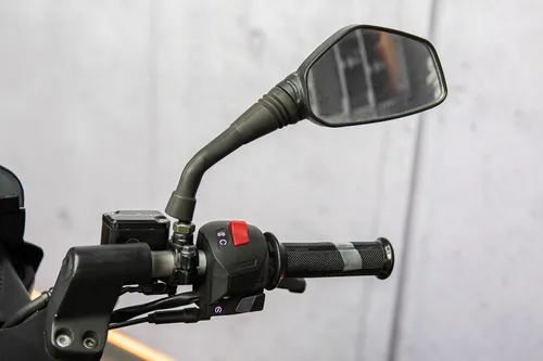 Bajaj Pulsar 180 Fi 2022