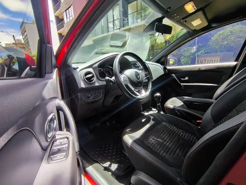 Renault Stepway 1.6 Intense Automática