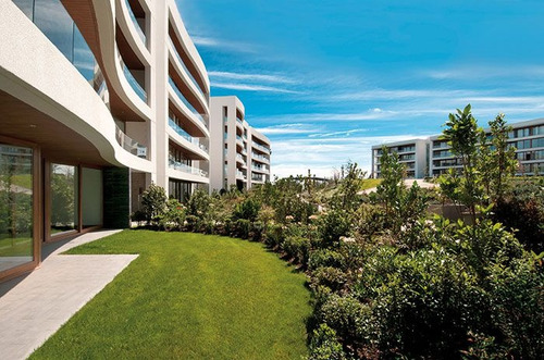 Tejada 4d+4b+4est+1bod+piso Bajo+piscinas+areas Verdes