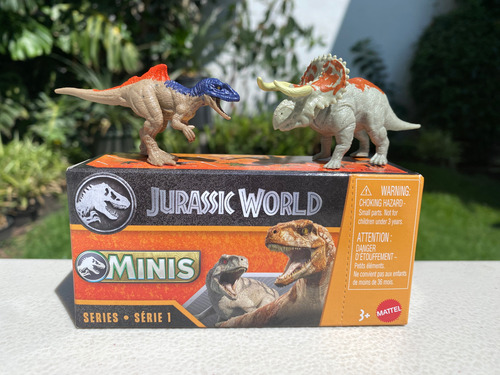 Nasutoceratops & Concavenator Minis Chs Thry Jurassic World (Usado)