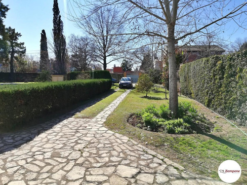 Imagen 4 de 30 de Venta Casa Quinta 3449 M De Lote, 409 M Cubiertos, Amplia Pileta Y Parque Soñado, Garin, Escobar