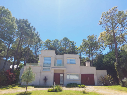 Alquiler Casa Con Pileta Pinamar Norte