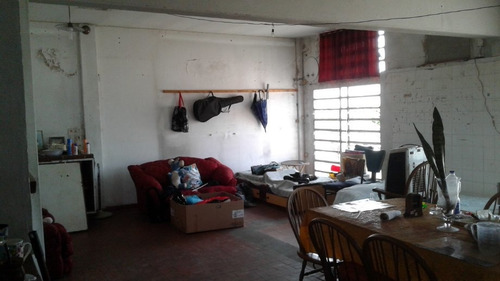 Imagen 8 de 14 de Galpon Con Vivienda En Venta En Moron Sur