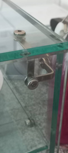 Conector Triple Metalico Brillante Para Vitrina X 4 Und.