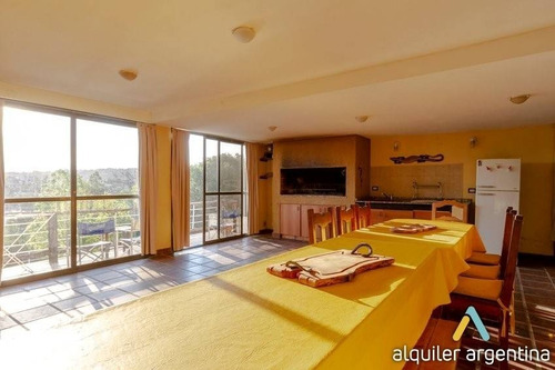 Imagen 9 de 11 de Casa De Categoria En Villa Carlos Paz