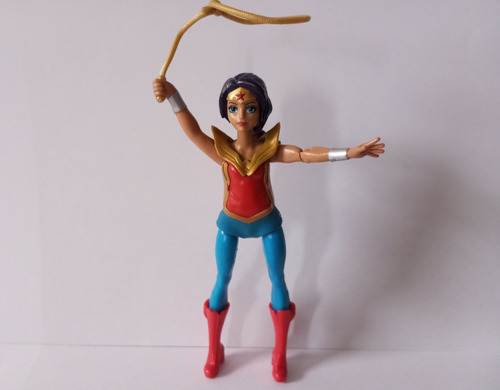 La Mujer Maravilla Figura Wonder Woman 16cm Alto Dc Comic 