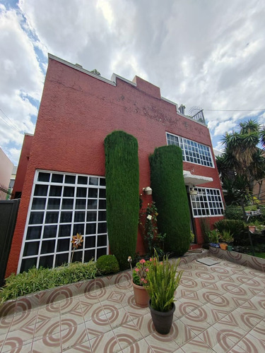 Casa En Venta, Boulevares Naucalpan,  4 Recámaras