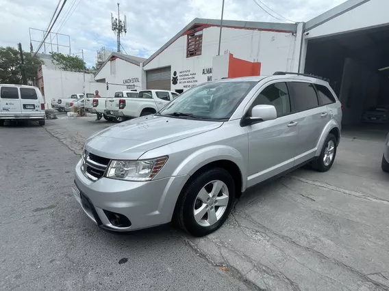 Dodge Journey 2.4 Se 5 Pasajeros At