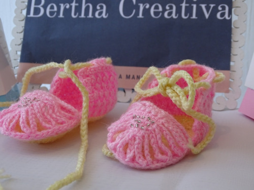Chalitas Tejidas En Crochet Para Bebes Rosa