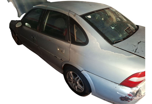 Vectra Gls 2.2 Mpp 2002 Retirada De Peças (Usado)
