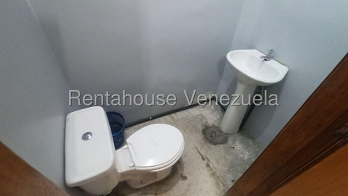 Jean Pavon Tiene Excelente Casa Local Comercial En Alquiler En El Este De Barquisimeto Lara 1 8 0 9 3