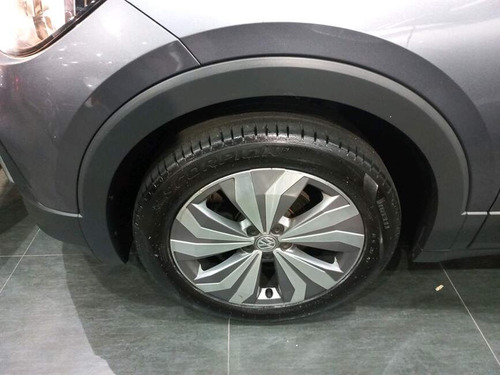 Volkswagen T-Cross 1.4 250 TSI TOTAL FLEX HIGHLINE AUTOMÁTICO