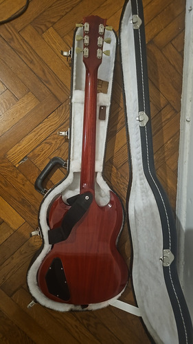 Guitarra Gibson Sgs-hcch1 Modelo 2010 Impecable Con Hardcase Diestro Heritage Cherry Palo De Rosa (Usado)