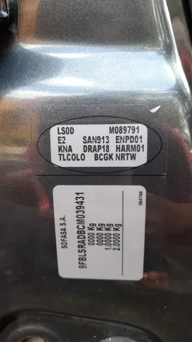 Renault Logan Dynamique 2012 - Gris Cometa - Segunda Dueña
